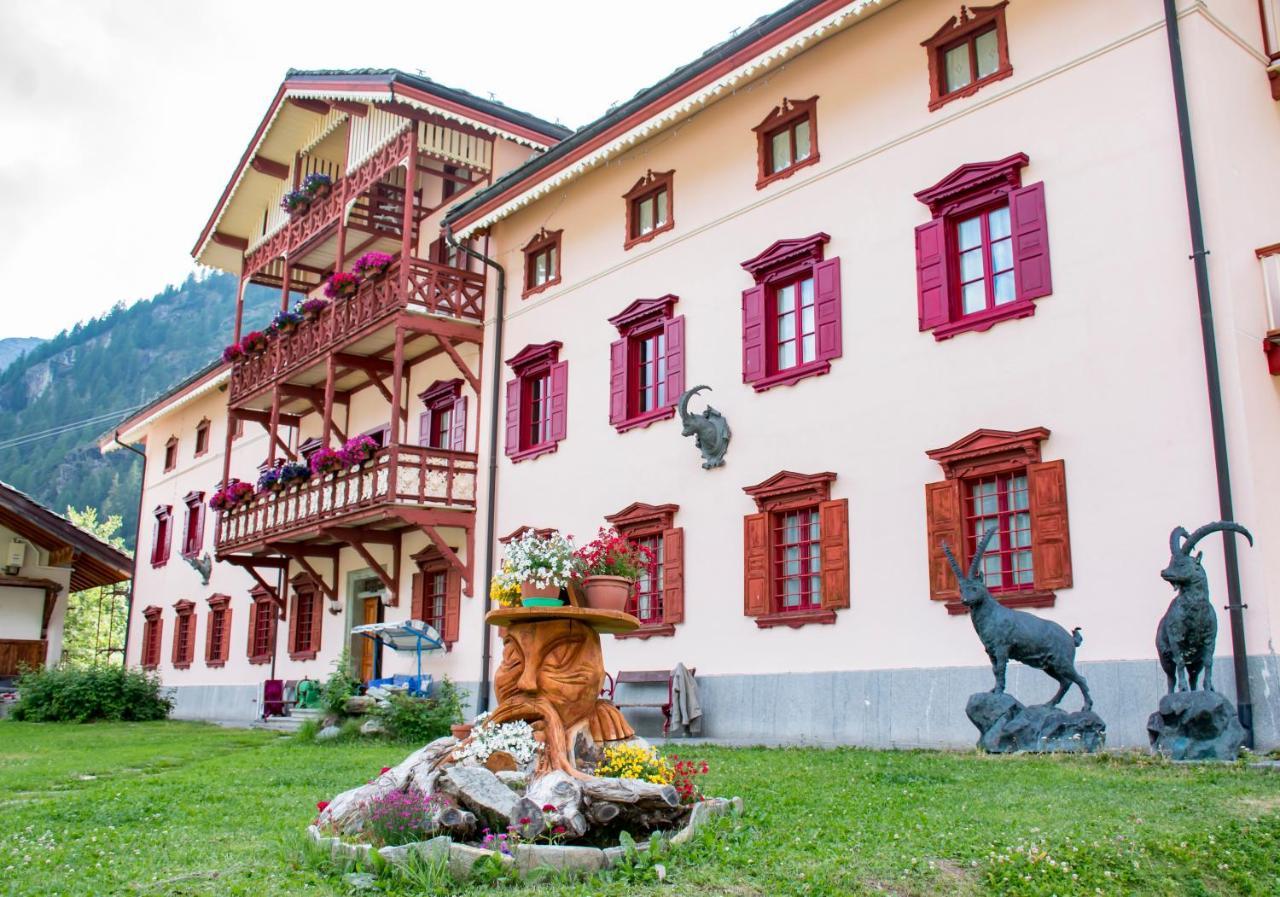 Hotel La Villa Della Regina Gressoney-la-Trinité Exterior foto